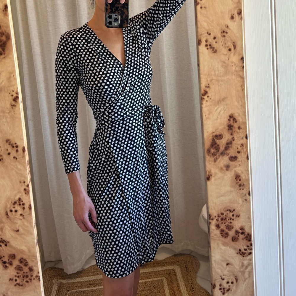 Banana Republic Navy and White Patterned Dress - Picture 2 of 3